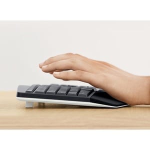 Logitech® MK850 Performance Wireless Keyboard and Mouse Combo (French Layout) - USB Wireless Bluetooth/RF Keyboard - Frenc