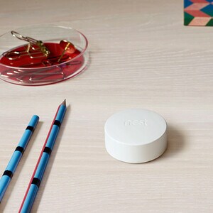 Google Temperature Sensor - 32°F (0°C) to 219.2°F (104°C) - White