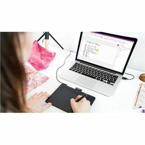 Wacom One Grafiktablett - Kabel - Stift - PC, Mac