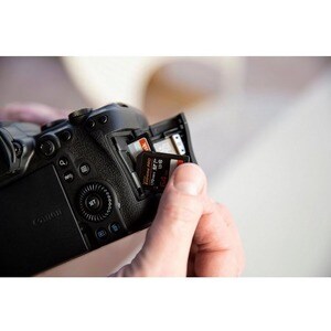 Canon EOS R5 47.1 Megapixel Mirrorless Camera Body Only - Autofocus - 3.2" Touchscreen LCD - 8192 x 5464 Image - 8192 x 43