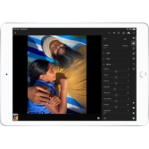 Apple iPad . Bildschirmdiagonale: 25,9 cm (10.2 Zoll), Bildschirmauflösung: 2160 x 1620 Pixel. Interne Speicherkapazität: 