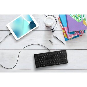 Kensington Keyboard - Cable Connectivity - Lightning Interface - iPad - Black