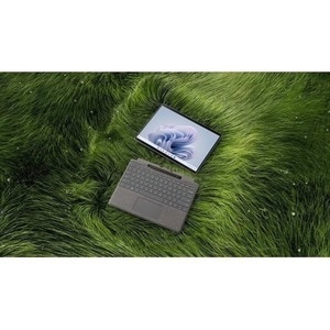 Tableta Microsoft Surface Pro 9 - 33 cm (13") - 12a Gen i7-1265U Deca-core (10 Core) 1,80 GHz - 16 GB RAM - 256 GB SSD - W