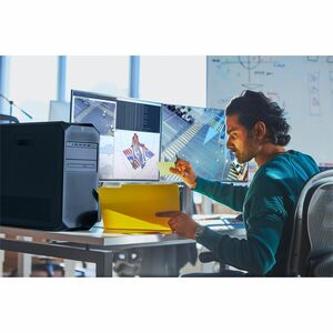 HP Z4 G5 Workstation - Xeon w5-2455X - 128 GB - 2.51 TB SSD - Tower - Intel W790 Chip - Ubuntu Linux - RTX A5000 24 GB Gra