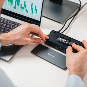 Verbatim USB-C ™Pro Docking Station 15-in-1 - 256GB Vi3000 SSD - for Speaker, Monitor, Headphone - Charging Capability - M