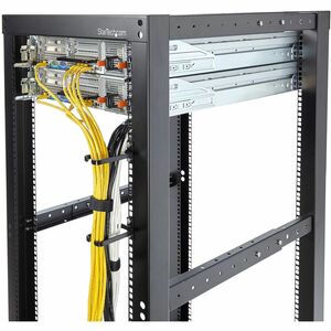 StarTech.com Kabelbündler - Schwarz - 5 / Pack Paket - D-ring - 1U Rack Height x 101,6 mm Länge - Stahl