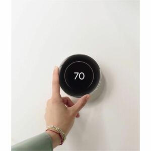 Google Nest Learning Thermostat (4th gen) Silver + Nest Temperature Sensor
