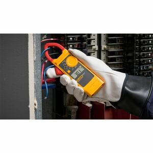 FLUKE-301D-R,600A AC/DC CLAMP METER WITH SLIM BODY AND THIN JAW ARM RETAIL - 600 V, 400 A AC - 600 V, 400 A DC