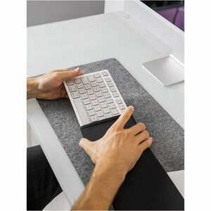 CHERRY KW 7100 MINI BT FOR MAC Keyboard - Compact - Wireless Connectivity - French - Moonlight White - SX Keyswitch - Blue