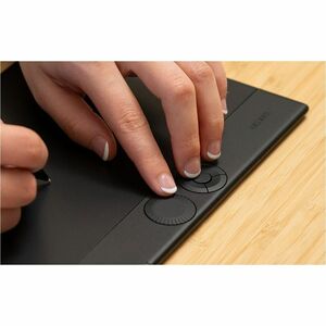 Wacom Intuos Pro Small - Graphics Tablet - 5080 lpi Wired/Wireless - Bluetooth - 8192 Pressure Level - Pen - PC, Mac - Black