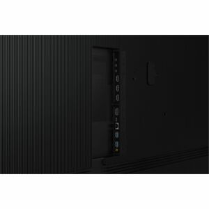 105” QPDX-5K UHD Signage - 5120 x 2160 500nit 24/7 landscape/portrait - 16GB storage - HDMIx3, DPx1, USB-Cx1, USB-Ax2 - 4c