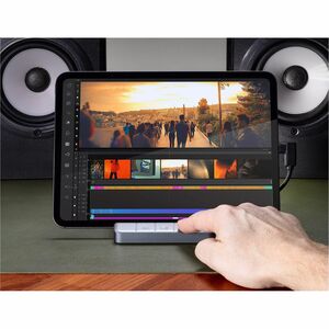 ZAGG HUB MEDIA 6 PORT UNIVERSAL GREY BLACK