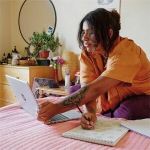 HP 15-fc0458AU 39.6 cm (15.6") 笔记本电脑 - Full HD - AMD Ryzen 5 7520U - 16 GB - 1 TB SSD - 自然银 - AMD 芯片 - 1920 x 1080 - Windo