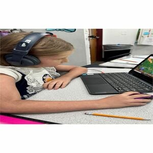 Logitech M325S Wireless Mouse - Optical - Wireless - 32.81 ft - Radio Frequency - 2.40 GHz - Lilac - 1000 dpi - Tilt Wheel