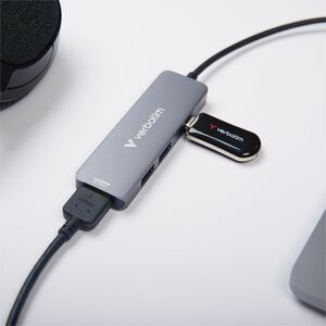 Docking station Verbatim USB Type-C - Compatibilita carica - 4K @30Hz - 3840 x 2160 - 3 x Porte USB - 2 x Porte USB Tipo-A
