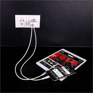 LINDY 20 W Wechselstromadapter - 20 W - 5 V Gleichstrom, 9 V DC, 12 V Gleichstrom - 3 A