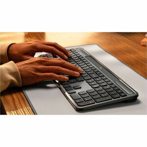 Logitech Signature Slim Solar+ K980 Keyboard - Full-size - Wireless Connectivity - USB Type A, USB Type C Interface - Belg