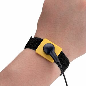 StarTech.com Antistatic Wrist Strap with Grounding Cable, ESD Electrostatic Discharge Band, 5ft / 1.5m Detachable Cord, TA