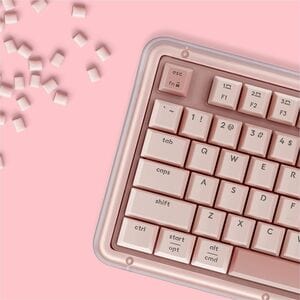 Logitech K98S Plus 键盘 - 袖珍的 - 有线/无线 连接 - A 型 USB 接口 - 英文（美国） - QWERTY 布局 - 机械 按键开关 - Bluetooth/RF - 10 m - 2.40 GHz - 97 K