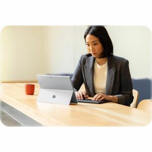 Surface Pro 5G (12th Edition) for Business 13in Intel Core Ultra 5 (Series 3) / 32GB / 256GB Platinum - Windows 11 Pro - 2