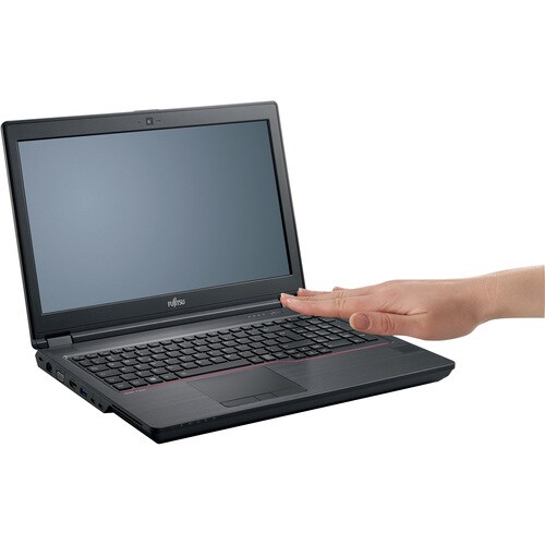 Fujitsu CELSIUS H H780 39,6 cm (15,6 Zoll) Mobile Workstation - Intel Core i7 i7-8850H - 16 GB - 512 GB SSD - 1920 x 1080 