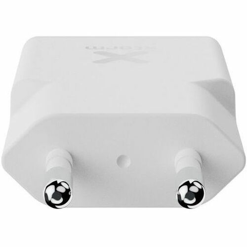 Xtorm SlimLine 33 W AC Adapter - Universal Adapter - 1 USB - 1 USB Type-C - For Mobile Device, Smart Watch, iPhone - White