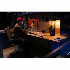 Apple Studio Display 27" Class Webcam 5K LCD Monitor - 68.6 cm (27") Viewable - 5120 x 2880 - 1 Billion Colors - 600 cd/m²
