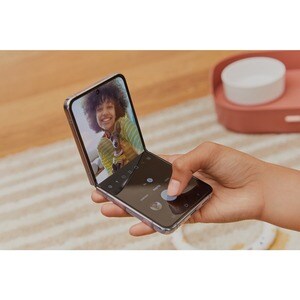 Samsung Galaxy Z Flip4 SM-F721B 128 GB Smartphone - 17 cm (6.7") Flexible Folding Screen Dynamic AMOLED Full HD Plus 2640 