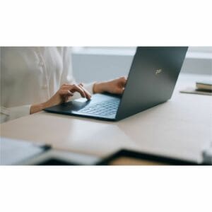 LG gram SuperSlim 15Z90RT-G.AA75B 39.6 cm (15.6") Notebook - Full HD - Intel Core i7 13th Gen i7-1360P - Intel Evo Platfor