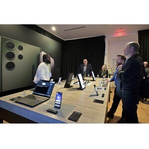 Samsung Galaxy S23 Ultra SM-S918B/DS 1 TB Smartphone - 17.3 cm (6.8") Dynamic AMOLED QHD+ 3088 x 1440 - Octa-core (Cortex 