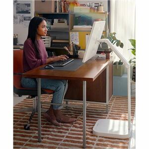 LG 32U889SA-W 32" Class Smart LCD Touchscreen Monitor - 16:9 - 5 ms - 31.5" Viewable - 3840 x 2160 - 4K UHD - In-plane Swi