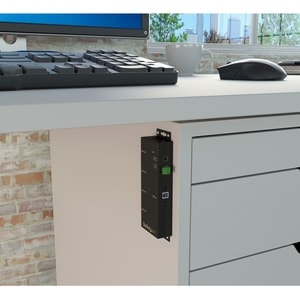 StarTech.com 4 Port Industrial USB 3.0 Hub - 5Gbps - Mountable - Rugged USB Hub - Add 4 external,wall mountable USB 3.0 po
