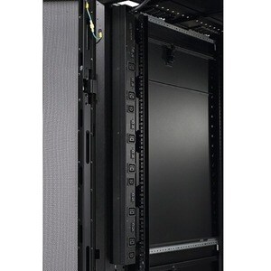 APC by Schneider Electric NetShelter AP7555A PDU - Basis - 3 x IEC 60320 C13, 6 x IEC 60320 C19 - 230 V AC Eingang - 230 V