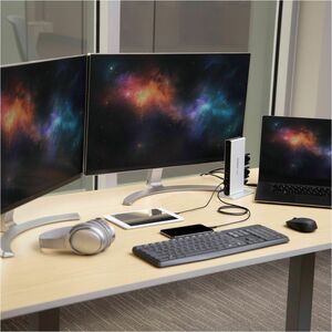StarTech.com Dual-Monitor USB 3.0 Docking Station - DVI Outputs - Mac & Windows - DVI to VGA & DVI to HDMI Adapters Includ