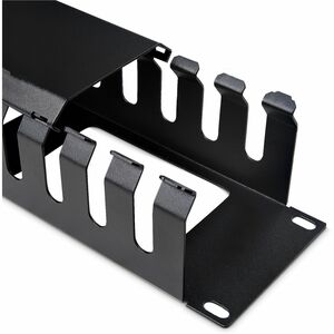 StarTech.com 2U Horizontal Finger Duct Rack Cable Management Panel with Cover - Organize cables in your server rack or cab