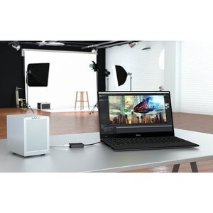 StarTech.com Thunderbolt 3 to Thunderbolt 2 Adapter - TB3 Laptop to TB2/TB1 Displays & Devices - Thunderbolt Converter - W