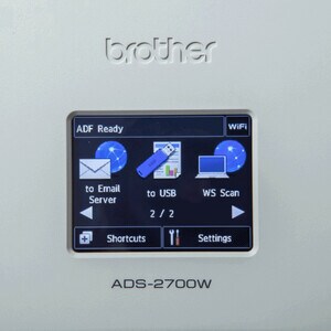 Scanner à alimentation feuille à feuille Brother ADS-2700W - Résolution Optique 600 dpi - Couleur 48 bit - Échelle des Gri