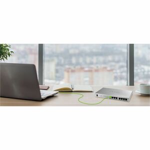 ZYXEL GS1008HP 8 Ports Ethernet Switch - Gigabit Ethernet - 10/100/1000Base-T - 2 Layer Supported - 72 W Power Consumption