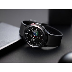 Samsung Galaxy Watch4 Classic, 42mm, Black, Bluetooth - Accelerometer, Gyro Sensor, Barometer, Ambient Light Sensor, Digit