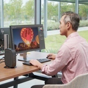 HP t540 Thin Client - AMD Ryzen R1305G Dual-core (2 Core) 1.50 GHz - AMD Chip - 8 GB RAM DDR4 SDRAM - 32 GB Flash - AMD Ra