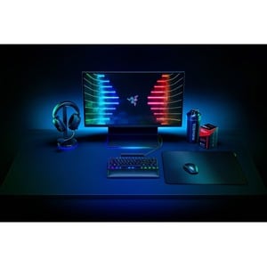 Razer Strider - XXL Hybrid Mouse Mat with a Soft Base and Smooth Glide - Sturdy Design - 16.14" - Rubber - Anti-fray, Warp