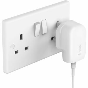 Belkin BoostCharge 30 W AC Adapter - 1 Pack - Universal Adapter - For iPhone, iPad Pro, iPad mini, iPad Air - 1 m Cable - 