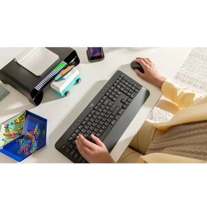 Logitech Signature K650 Keyboard - Wireless Connectivity - English (US) - QWERTY Layout - Graphite Grey - Bluetooth/RF - 5