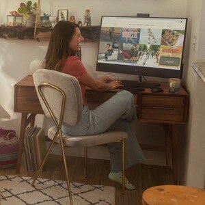 HP Pavilion 32-b0000i 32-b0009a All-in-One Computer - Intel Core i7 12th Gen i7-12700T - 16 GB - 1 TB SSD - 31.5" QHD - De