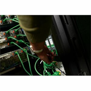 APC APDU10150SW PDU - Switched - 20 x IEC 60320 C13/C15/C19/C21, 20 x IEC 60320 C13/C15 - 32 A Network (RJ-45) - Vertical 