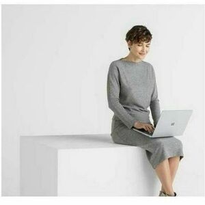 Computer portatile - Microsoft Surface Laptop 6 38,1 cm (15") Touchscreen - Intel Core Ultra 5 135H - 8 GB - 256 GB SSD - 