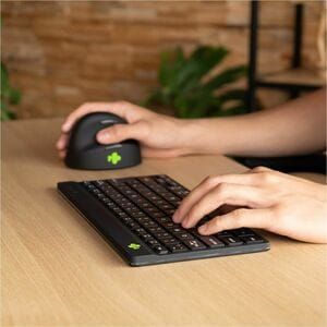 R-Go Tools Teclado ergonómico R-Go Compact Break, teclado compacto com software de pausa, QWERTY (PT), bluetooth, preto. E
