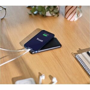 Trust Redoh Power Bank - Black - For Smartphone, Tablet PC - Lithium Ion (Li-Ion) Polymer - 10000 mAh - 18 A - 3.7 V DC Ou