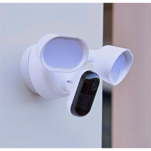 Arlo Outdoor 2K Network Camera - Colour - 1 - Floodlight - White - 8 m Colour Night Vision - 2560 x 1440 - CMOS - Wi-Fi - 