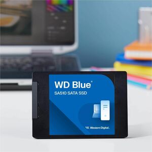 Unità stato solido WD Blue SA510 WDS250G3B0A-00AXR0 - 2,5" Interno - 250 GB - SATA (SATA/600) - Desktop PC, Computer porta